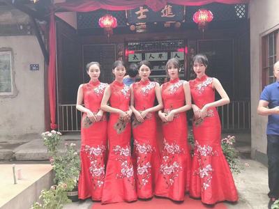 義烏禮儀、模特、主持人及舞蹈服務(wù) 專業(yè)團(tuán)隊(duì)助力品牌形象升級(jí)